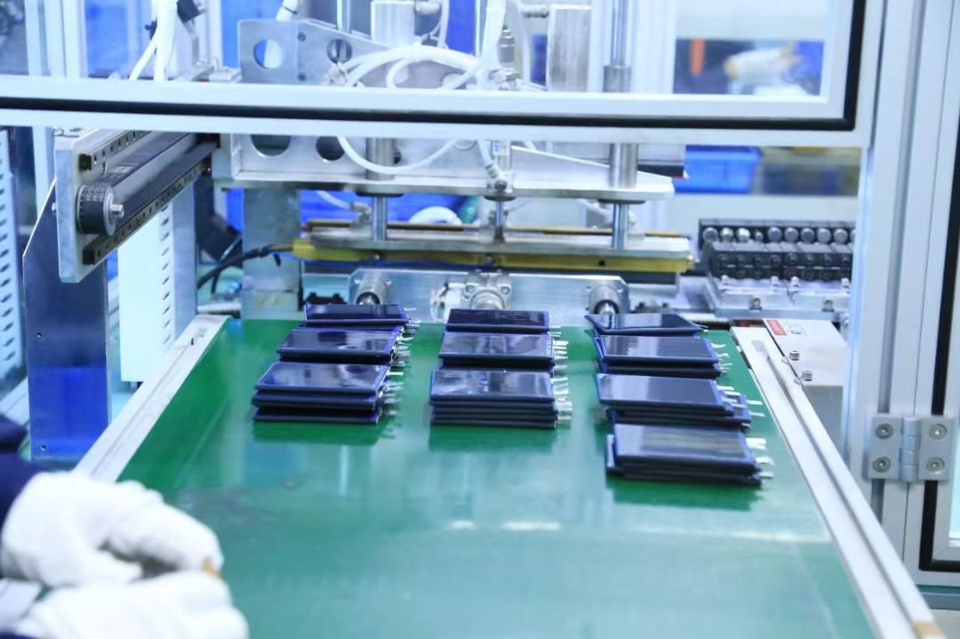 Sản xuất Pin Molithor